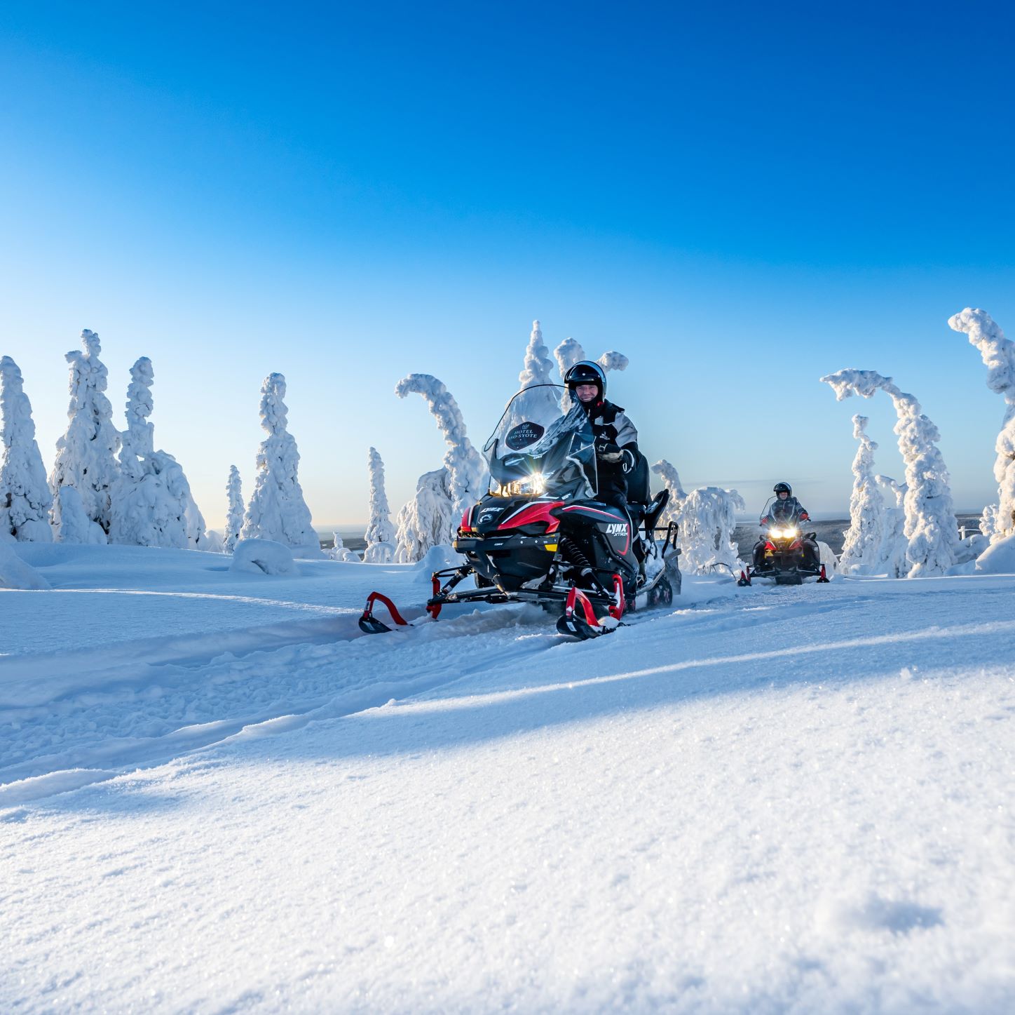 Saaga Travel Saaga Students Syöte Winter Adventure Weekend 2022 snowmobile safari in Syöte